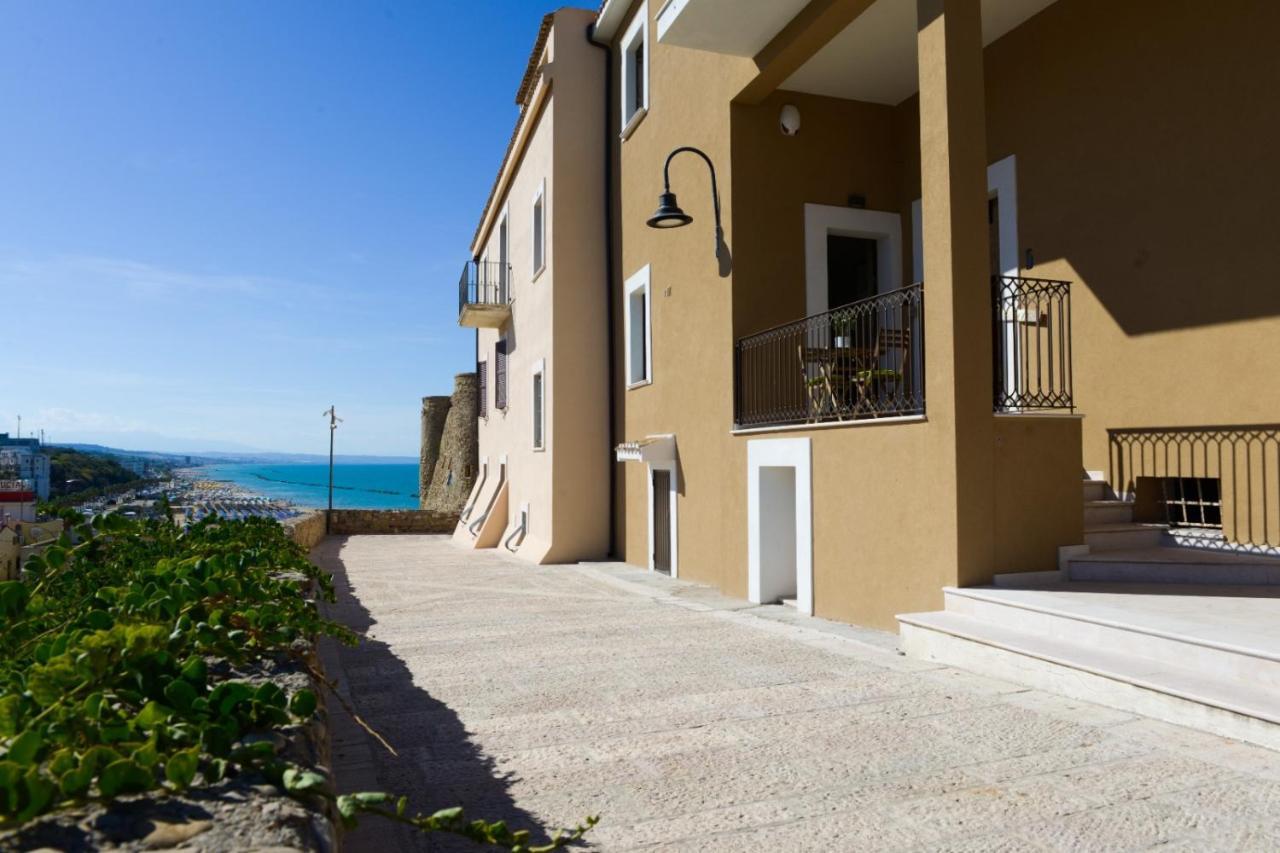42° parallelo Termoli Esterno foto